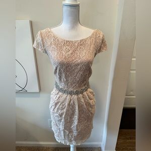 CITY TRIANGLES - Lace Floral dress